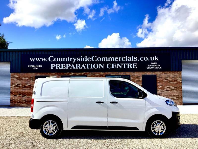Vauxhall Vivaro 2700 1.5D 120Ps Dynamic H1 Van - 2020 70 DY70OKF White #5