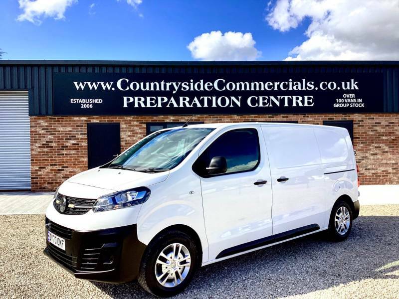 Vauxhall Vivaro 2700 1.5D 120Ps Dynamic H1 Van - 2020 70 DY70OKF White #2