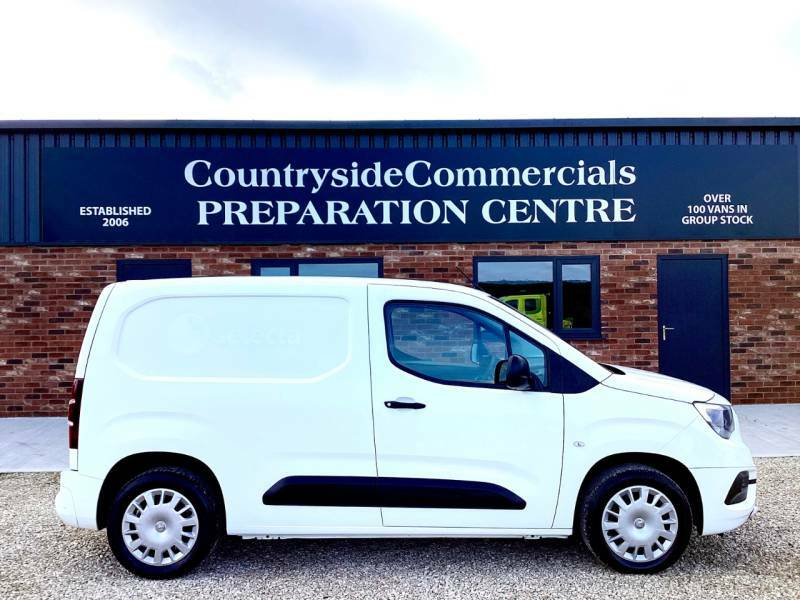 Vauxhall Combo 2000 1.5 Turbo D 100Ps H1 Sportive Van - 2019 69 VU69WJF White #5