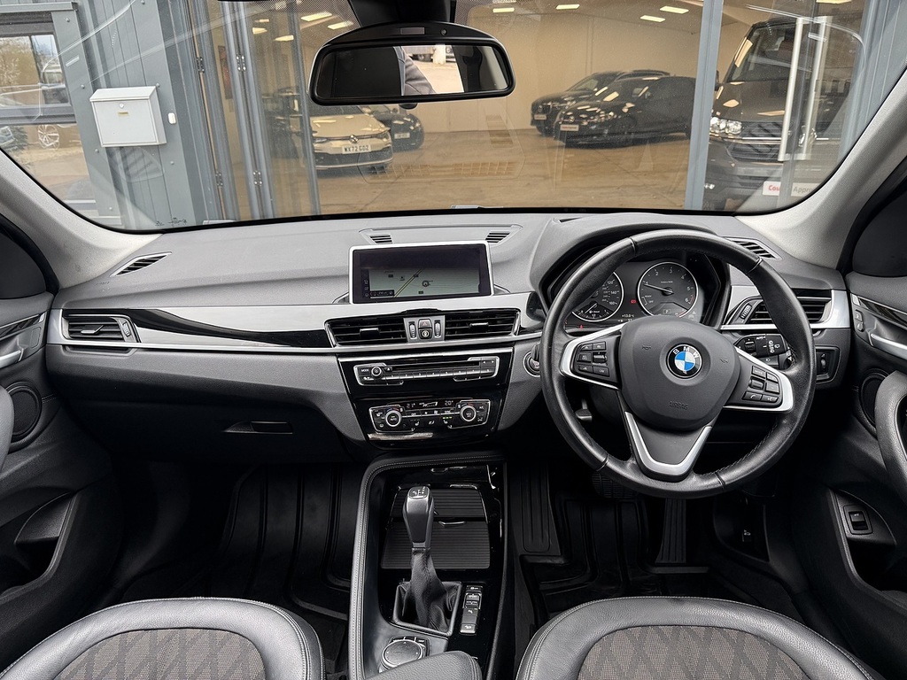 BMW X1 Xdrive18d Xline Silver #6