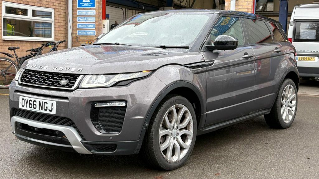 Land Rover Range Rover Evoque 2.0 Td4 Hse OY66NGJ #3