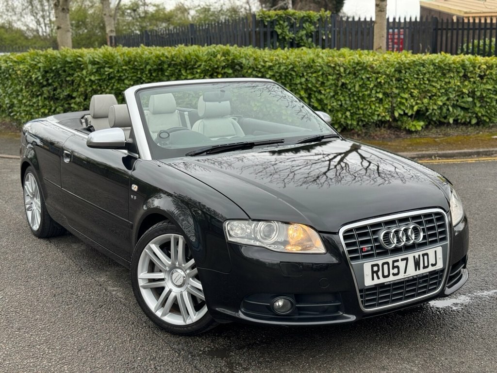 Audi S4 4.2L Null Black