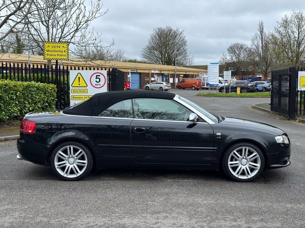 Audi S4 4.2L Null RO57WDJ Black #3
