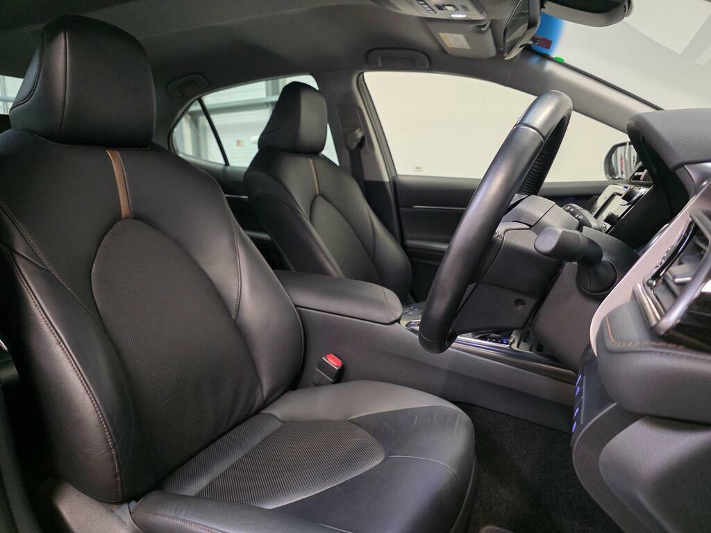 Toyota Camry 2.5 Vvt-h Design Cvt Euro 6 Ss Silver #2