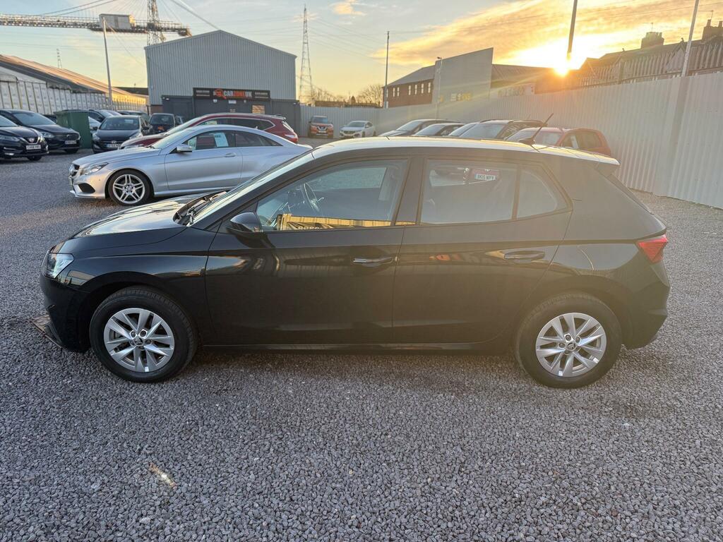 Skoda Fabia 1.0 Tsi Se Comfort Euro 6 Ss FN23UKZ Black #6