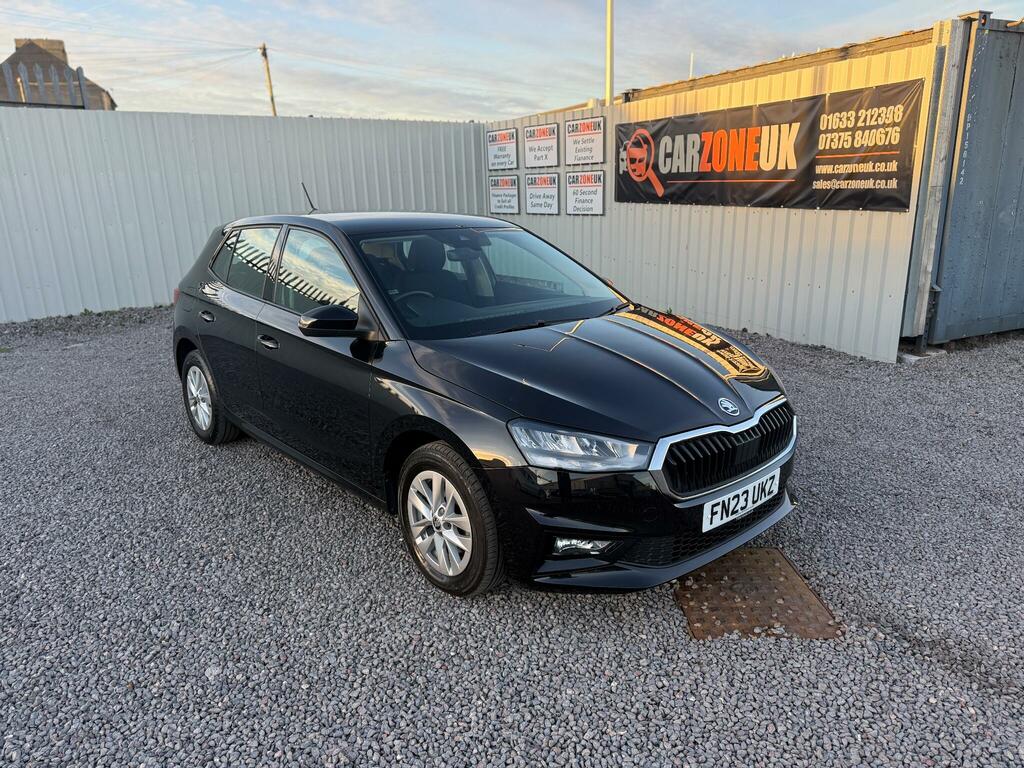 Skoda Fabia 1.0 Tsi Se Comfort Euro 6 Ss FN23UKZ Black #2