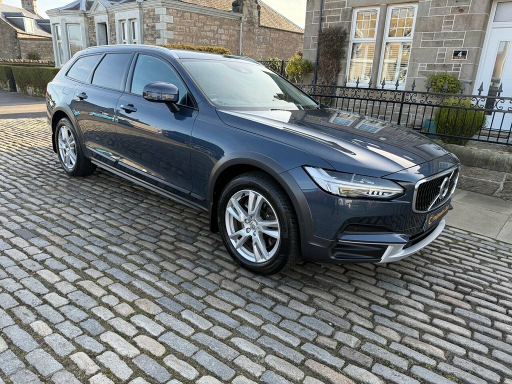 Volvo V90 Cross Country Estate KM67JXV Blue #4
