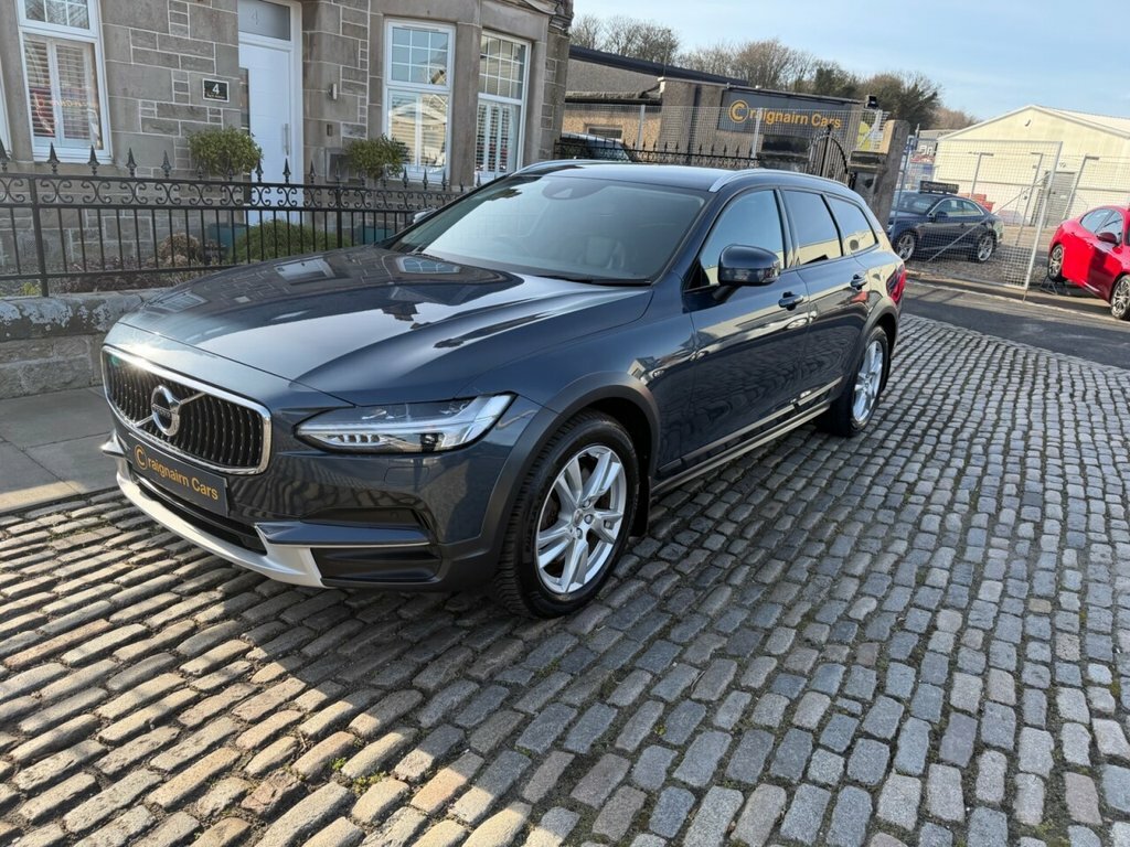 Volvo V90 Cross Country Estate KM67JXV Blue #3