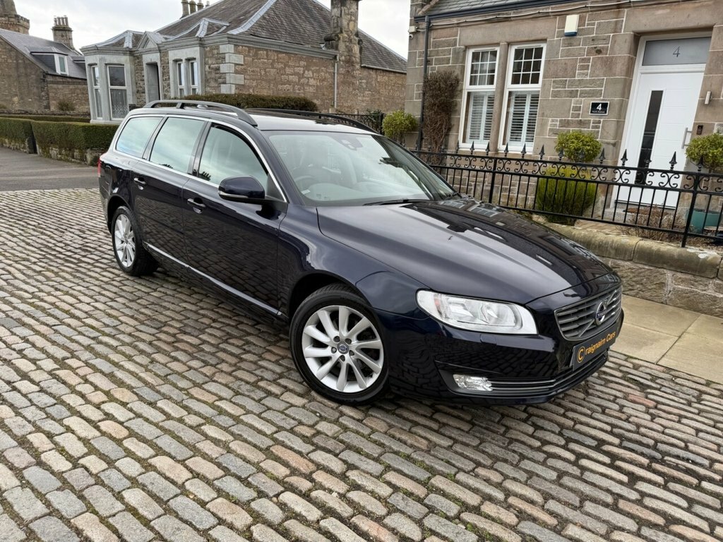 Volvo V70 Estate Blue