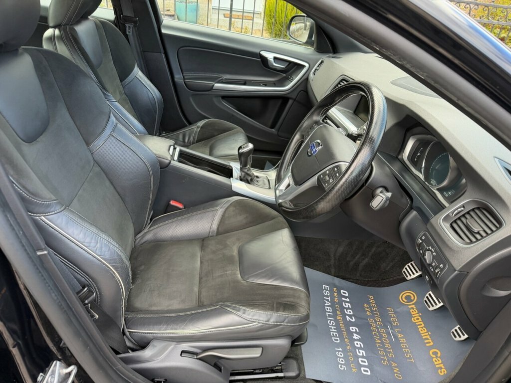 Volvo S60 Saloon SR15GG Black #2