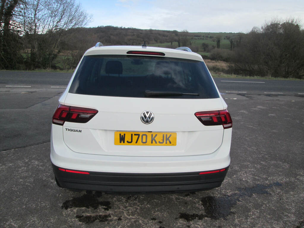 Volkswagen Tiguan 2.0 Tdi 150 Match WJ70KJK White #6