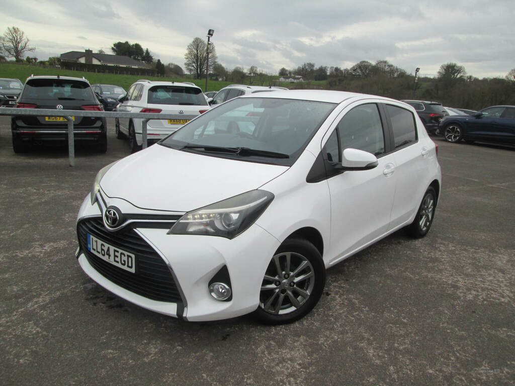 Toyota Yaris 1.4 D-4d Icon White #2