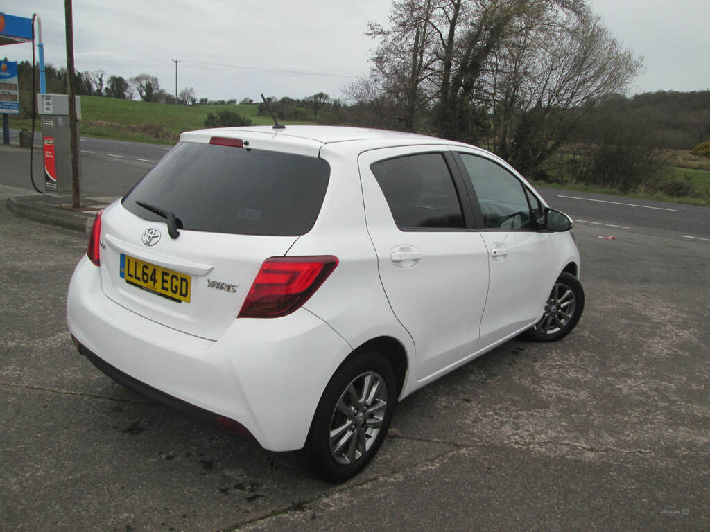 Toyota Yaris 1.4 D-4d Icon White #4