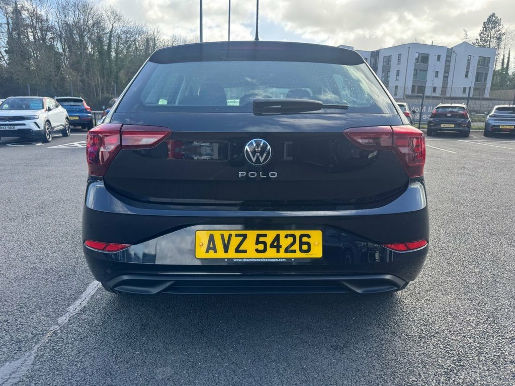 Volkswagen Polo 1L Life AVZ5426 Black #4