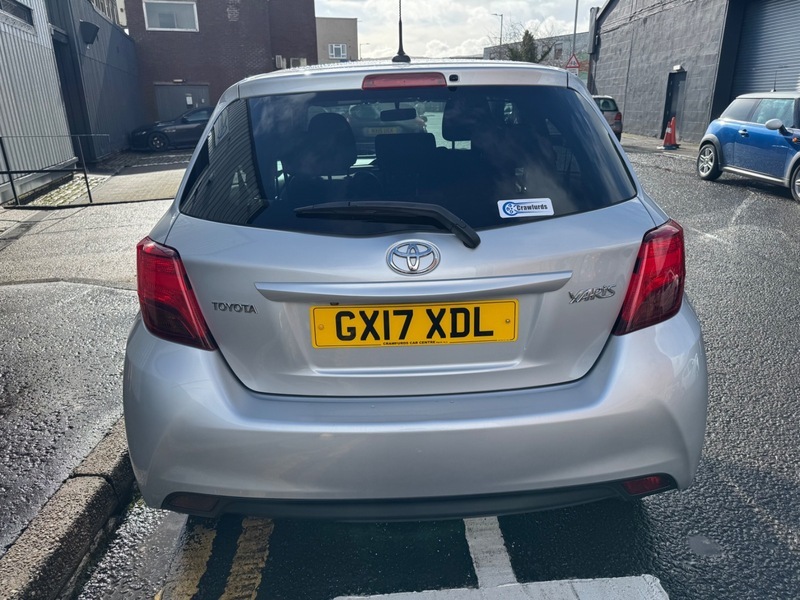 Toyota Yaris 1.4D-4d 16V 90Bhp Euro Silver #3
