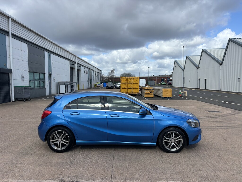 Mercedes-Benz A Class 1.5 A180 Cdi Sport YD15CHY Blue #2