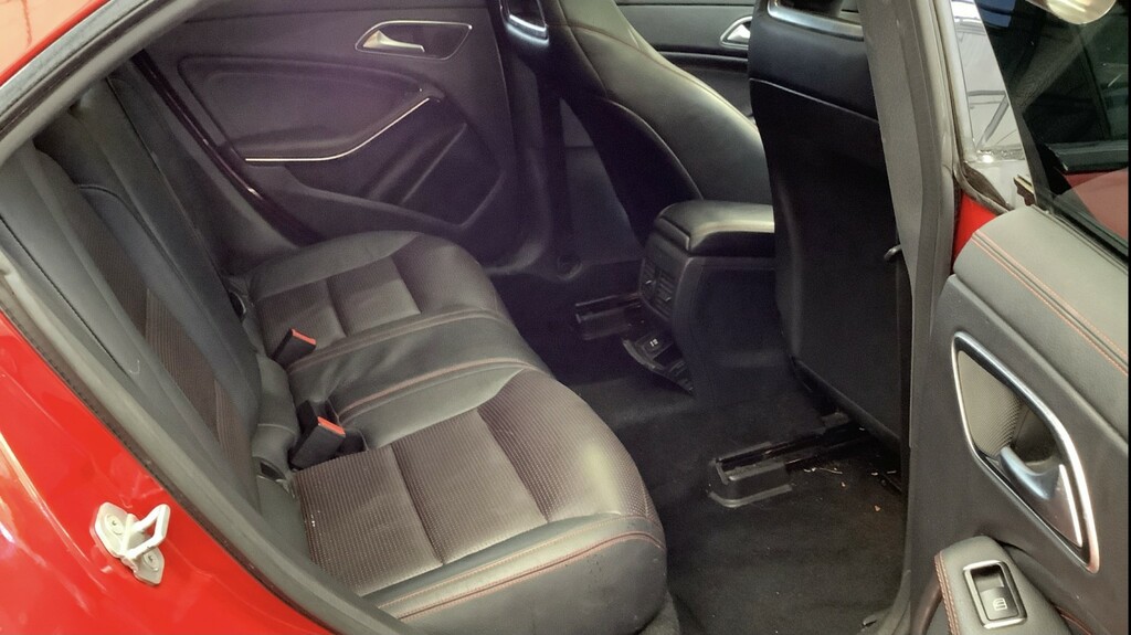 Mercedes-Benz CLA Class 1.6 Cla180 Amg Sport Red #6