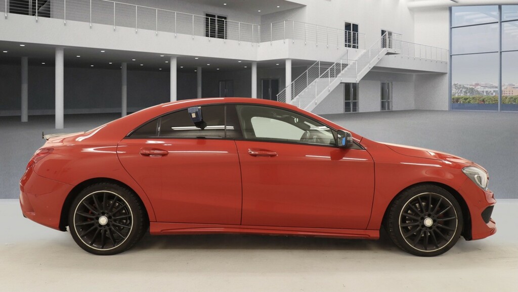 Mercedes-Benz CLA Class 1.6 Cla180 Amg Sport Red #4