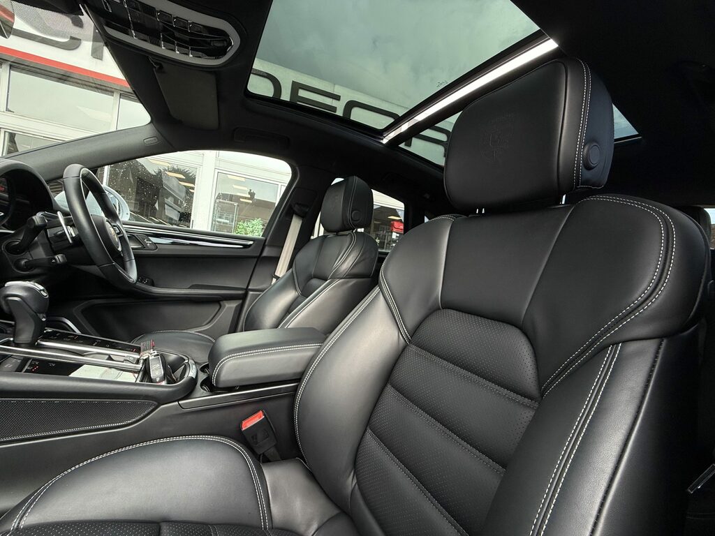 Porsche Macan S   #5