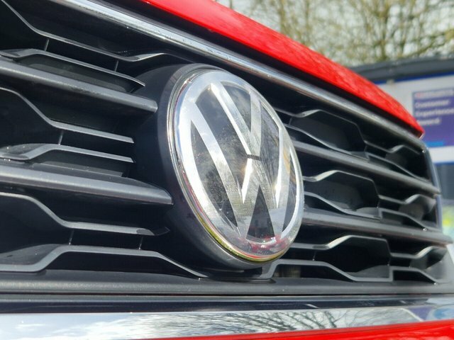 Volkswagen T-Roc T-roc Se Tsi BT68OVE Red #6