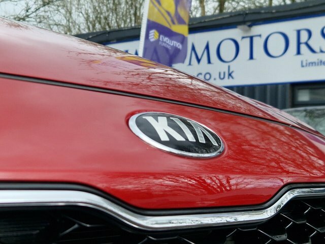 Kia Ceed Hatchback PJ71FFW Red #4