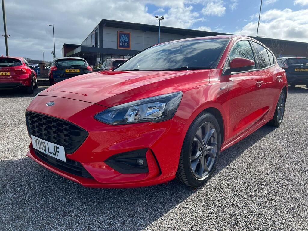 Ford Focus Hatchback 1.0T Ecoboost St-line Euro 6 Ss YD19LJF Red #3