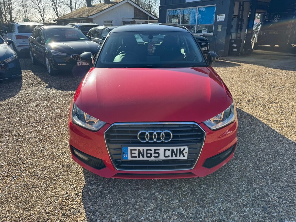 Audi A1 1.0 Tfsi Sport EN65CNK Red #2