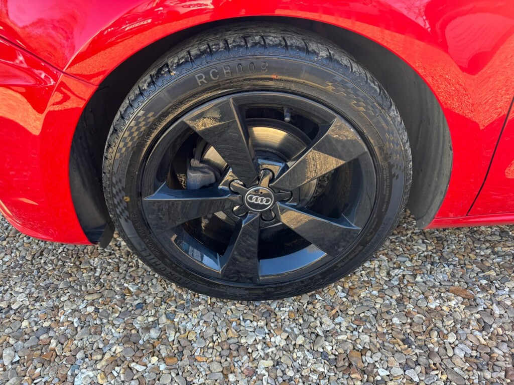 Audi A1 1.0 Tfsi Sport EN65CNK Red #4