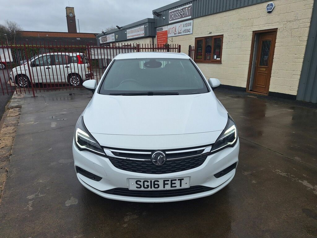 Vauxhall Astra 1.4I Turbo Sri Hatchback Euro 6 SG16FET White #2