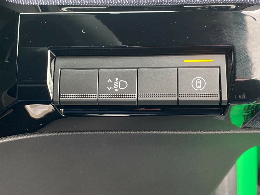 Renault 5 Electric Black #40