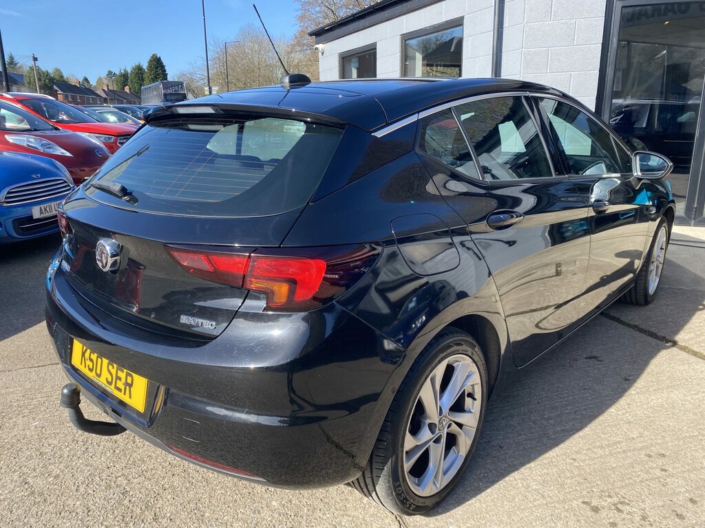 Vauxhall Astra Vauxhall Astra 1.0 T Ecotec Sri Nav Hatch.  Black #6