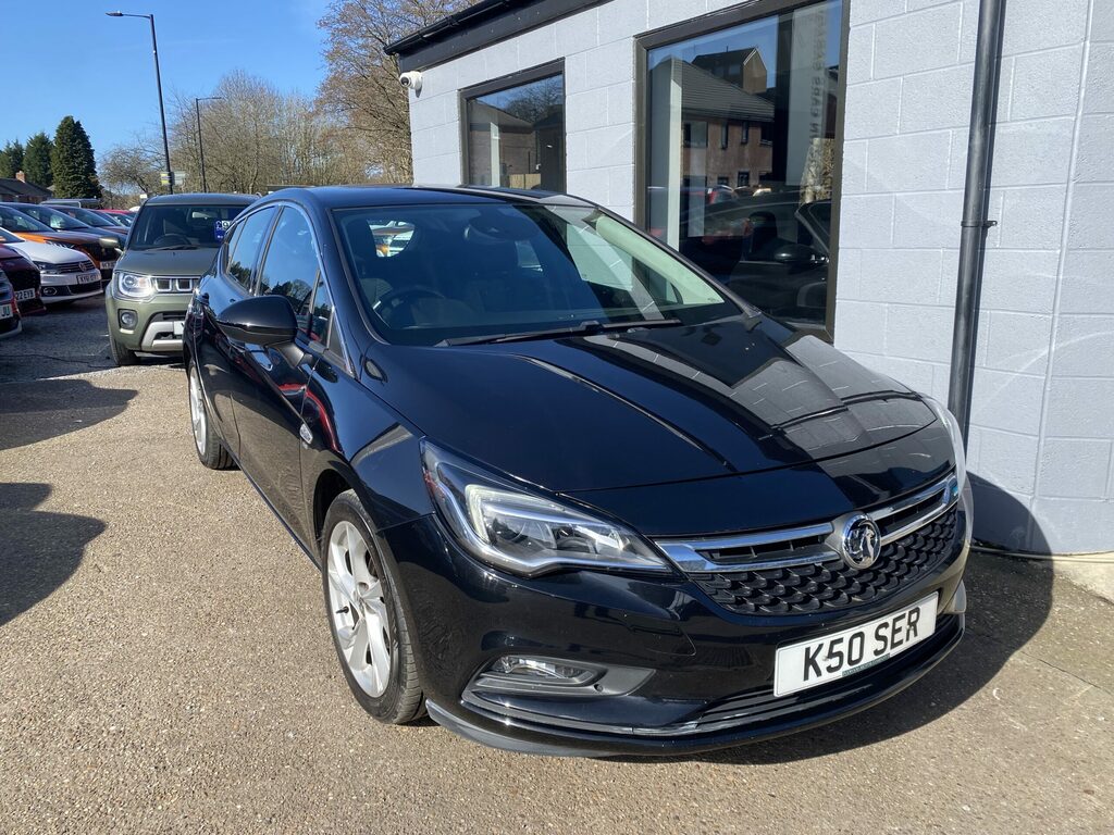 Vauxhall Astra Vauxhall Astra 1.0 T Ecotec Sri Nav Hatch. Black