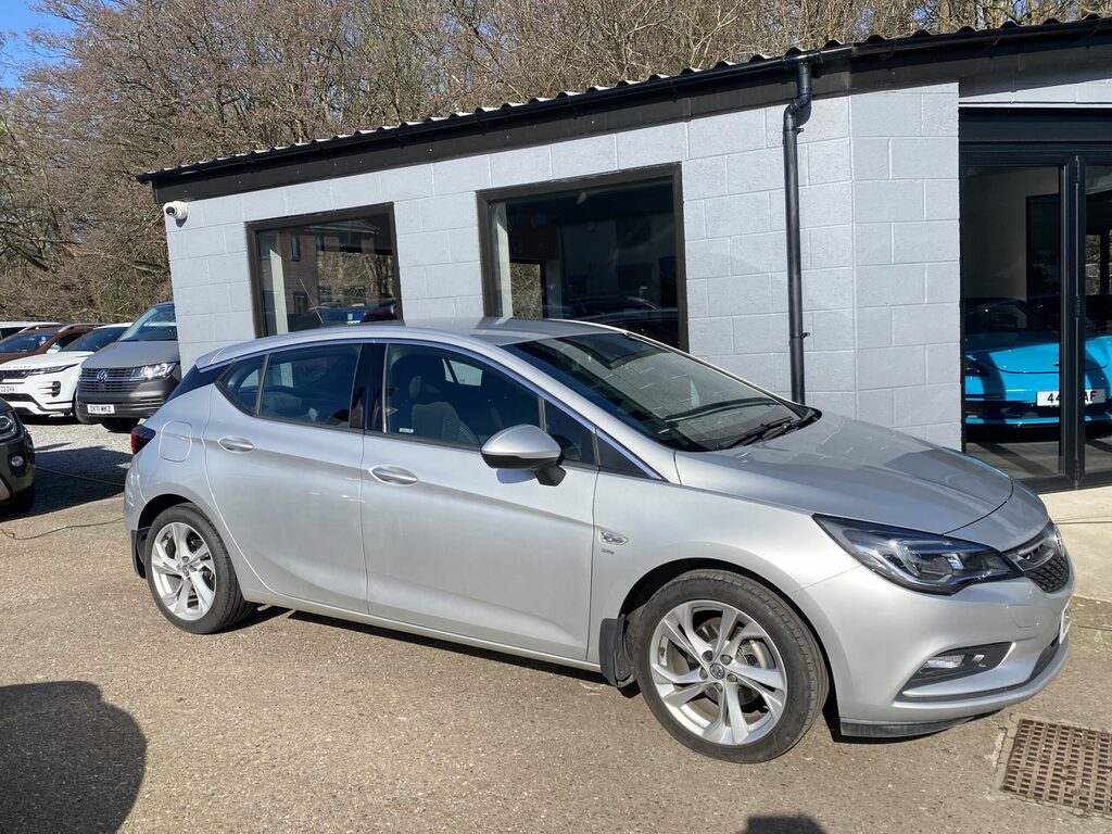 Vauxhall Astra Vauxhall Astra 1.4 Turbo 16V 150 Sri. Hatch DN66EOW Silver #4