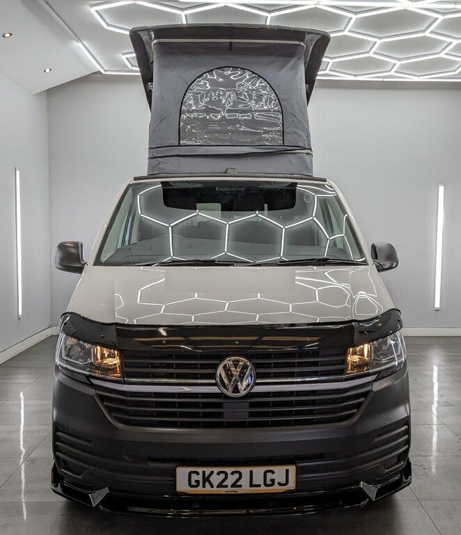 Volkswagen Transporter 2L Startline GK22LGJ White #2