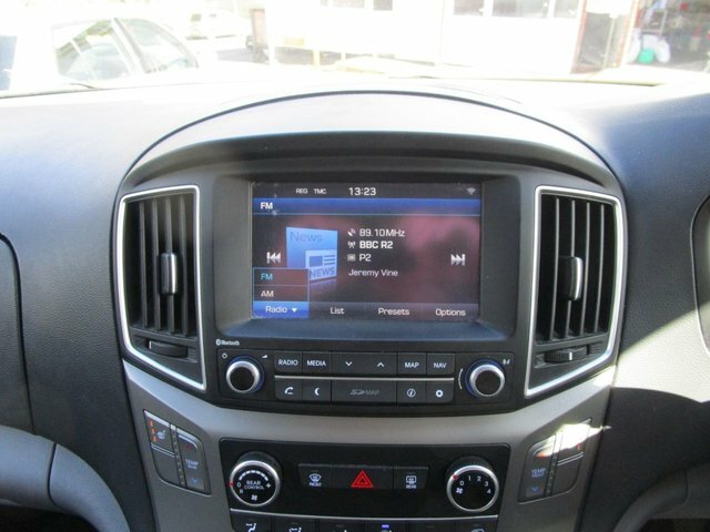 Hyundai I800 2.5 Crdi Se Nav Black #19