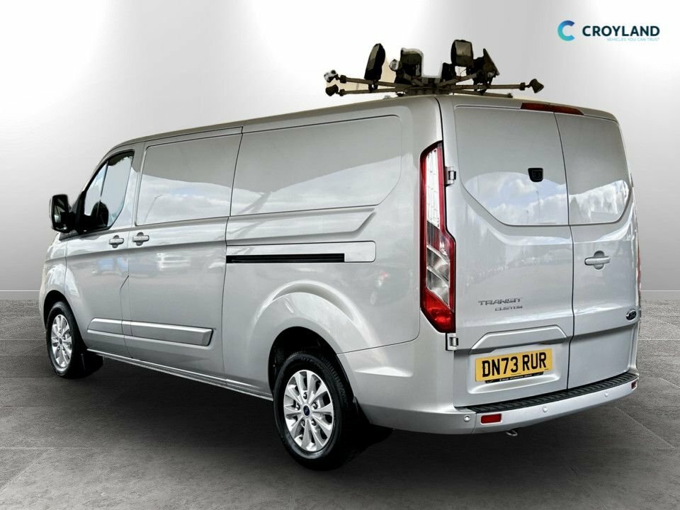 Ford Transit Custom 2L Limited Van DN73RUR Silver #5
