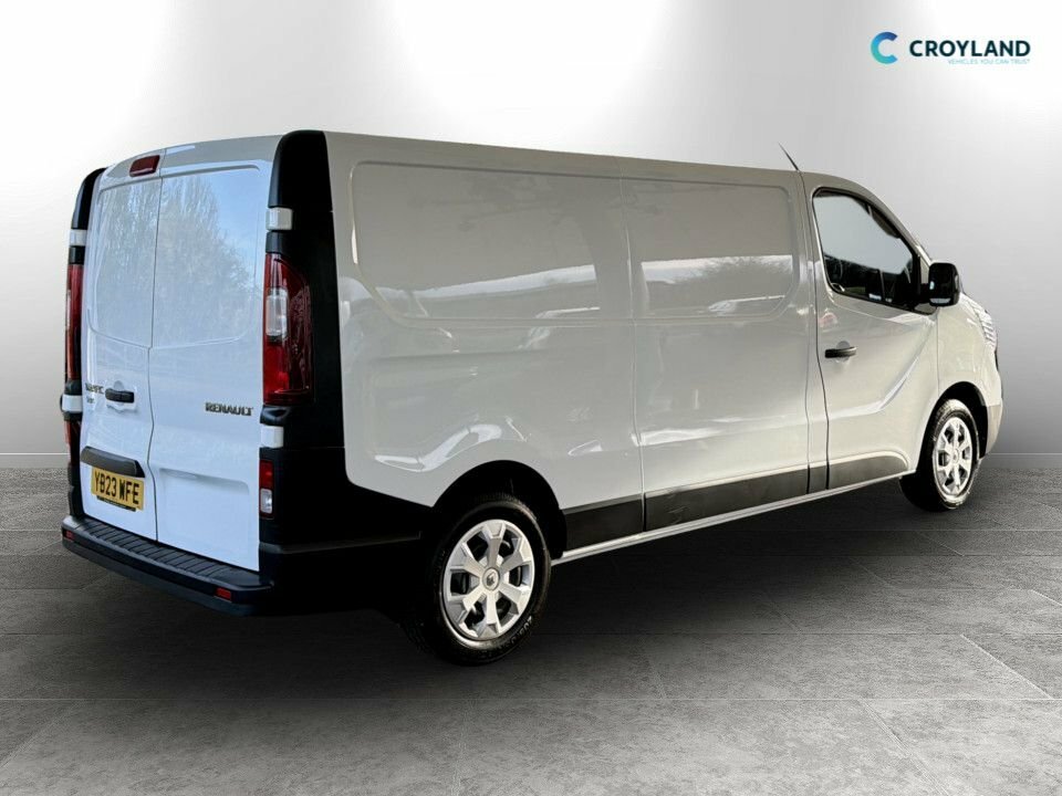 Renault Trafic 2L Start YB23WFE White #3