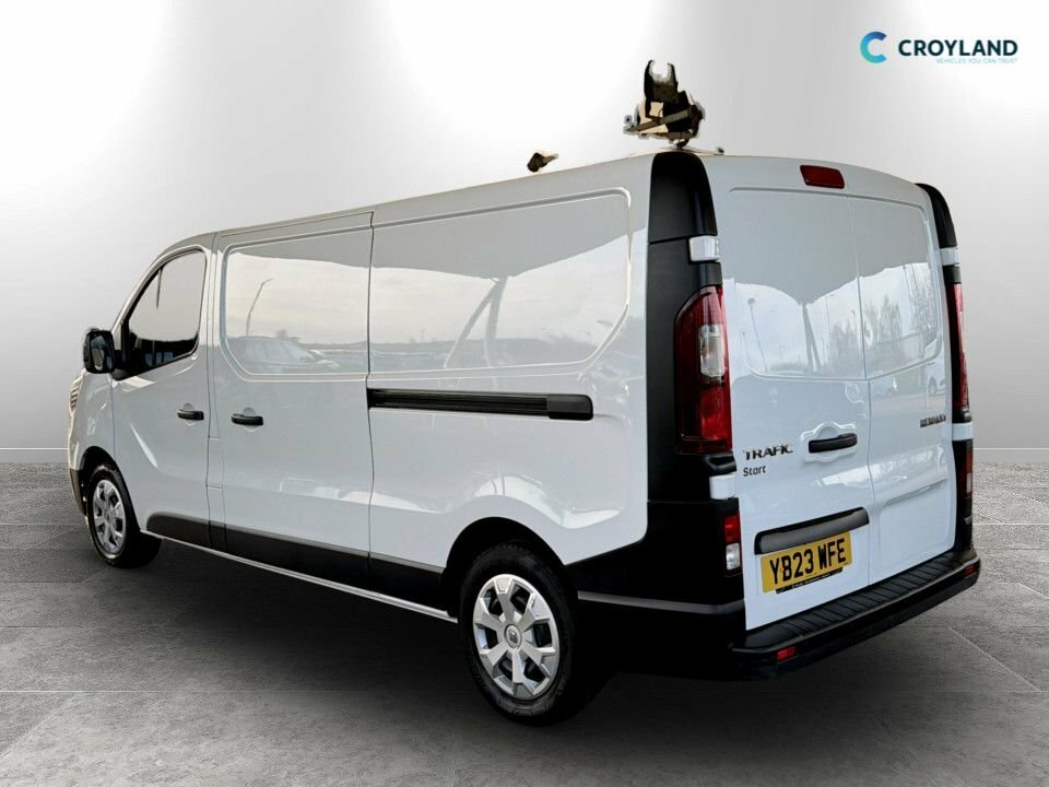 Renault Trafic 2L Start YB23WFE White #5