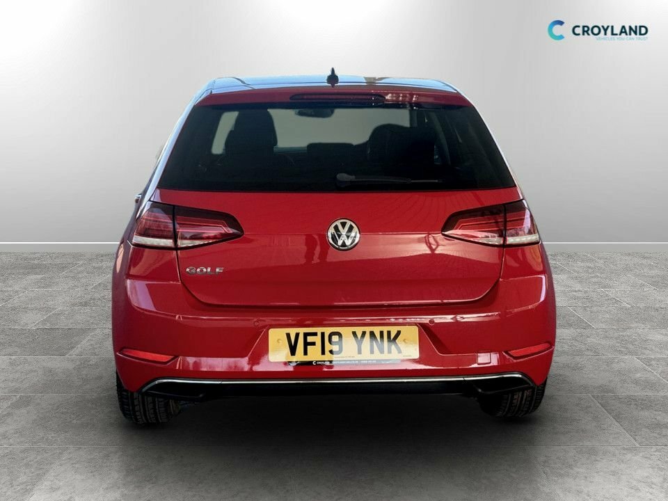 Volkswagen Golf 1L Match VF19YNK Red #4