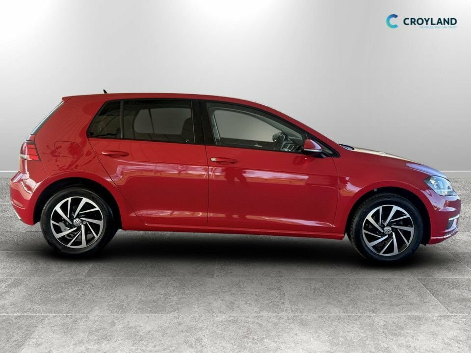 Volkswagen Golf 1L Match VF19YNK Red #2