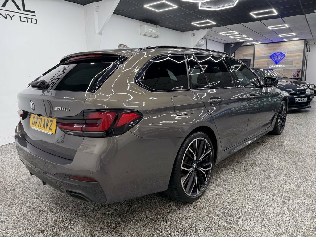 BMW 5 Series 3L M Sport GV71AKZ Grey #3