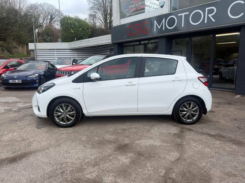 Toyota Yaris 1.5 Hybrid Icon Tech Cvt - Parking Sensors - R KU67UJC White #2