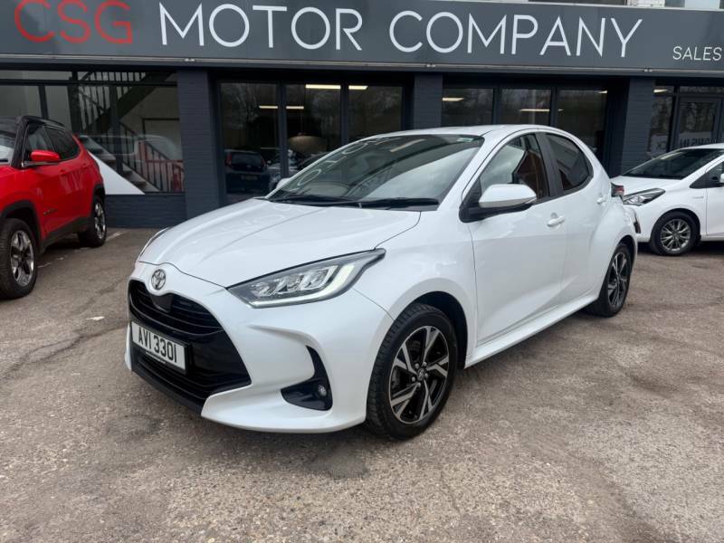 Toyota Yaris 1.5 Hybrid Design Cvt - Ftsh - One Owner - 202 White