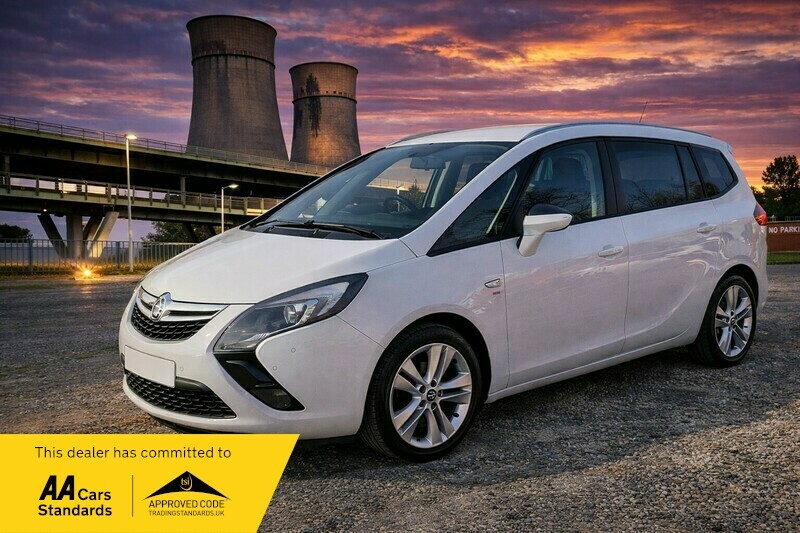 Vauxhall Zafira Sri White