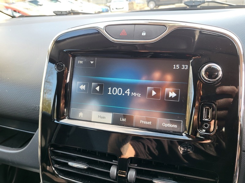 Renault Clio Dynamique S Medianav Energy HV14UOX Black #4