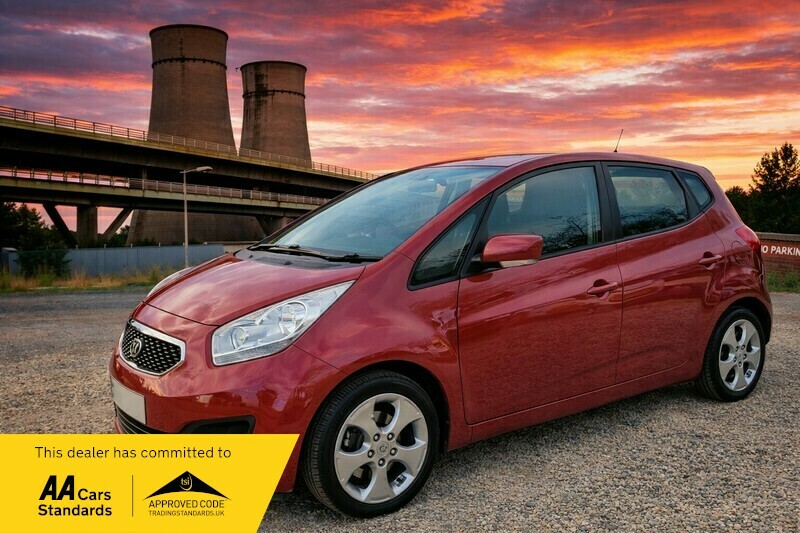 Kia Venga Crdi 2 Red
