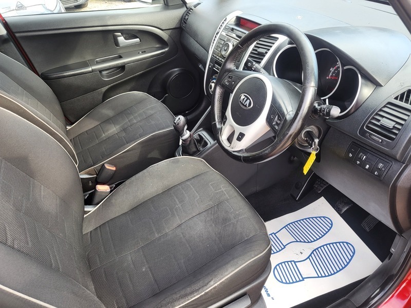 Kia Venga Crdi 2 MD14KBF Red #2