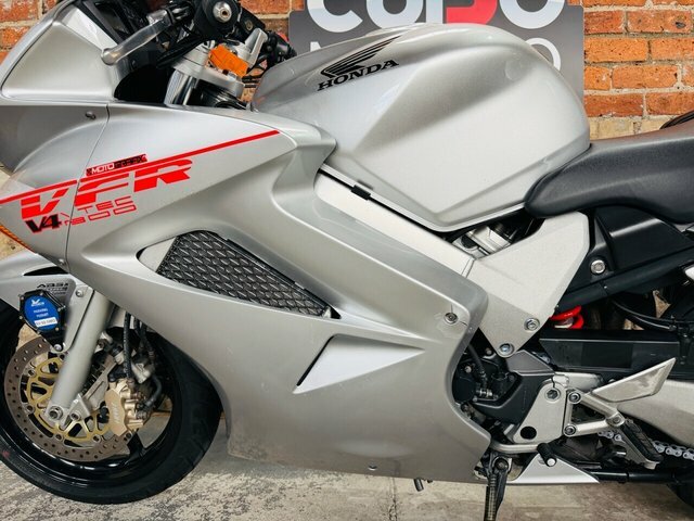 Honda  2002 Blue #8