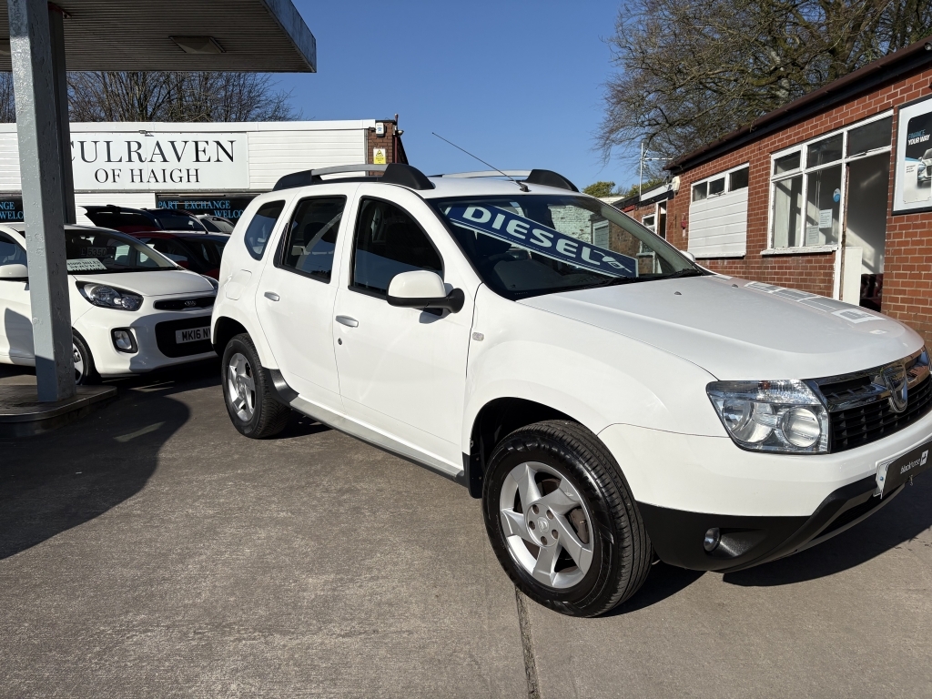 Dacia Duster 1.5 Laureate Dci White #2