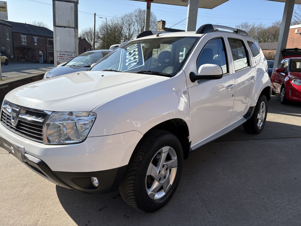 Dacia Duster 1.5 Laureate Dci White #3